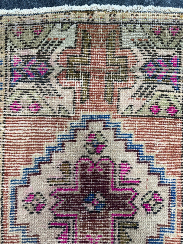Turkish Yastik Rug 1'6" x  2'9" #24169