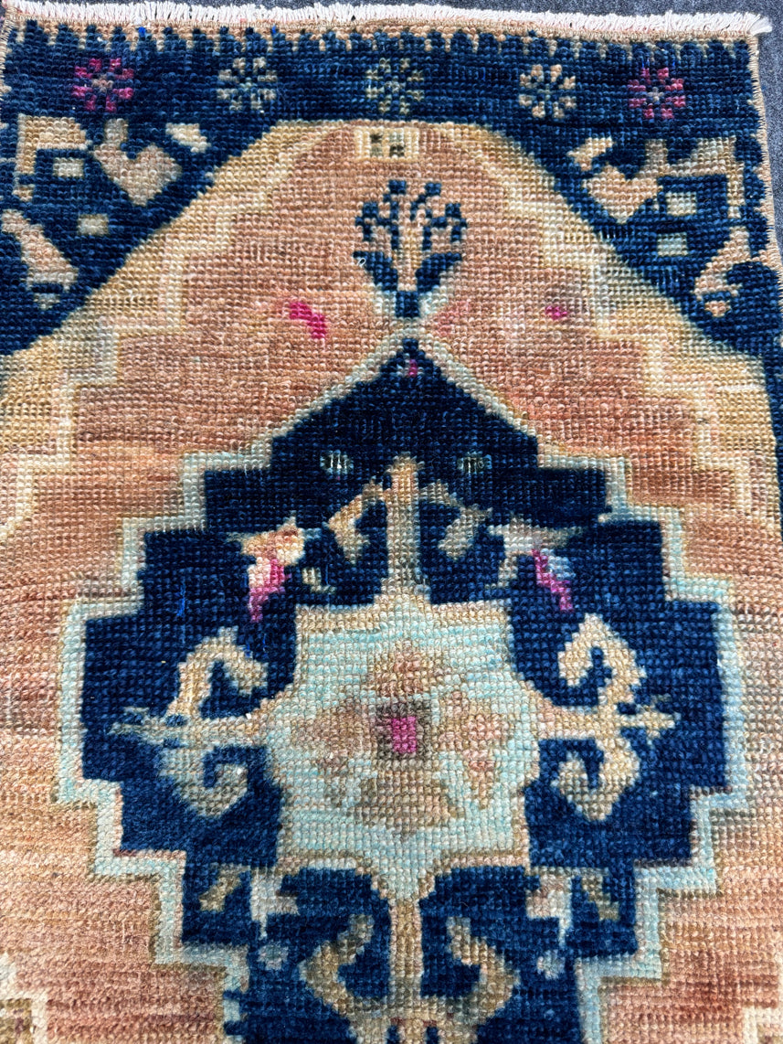 Turkish Yastik Rug 1'7" x  2'8" #24175