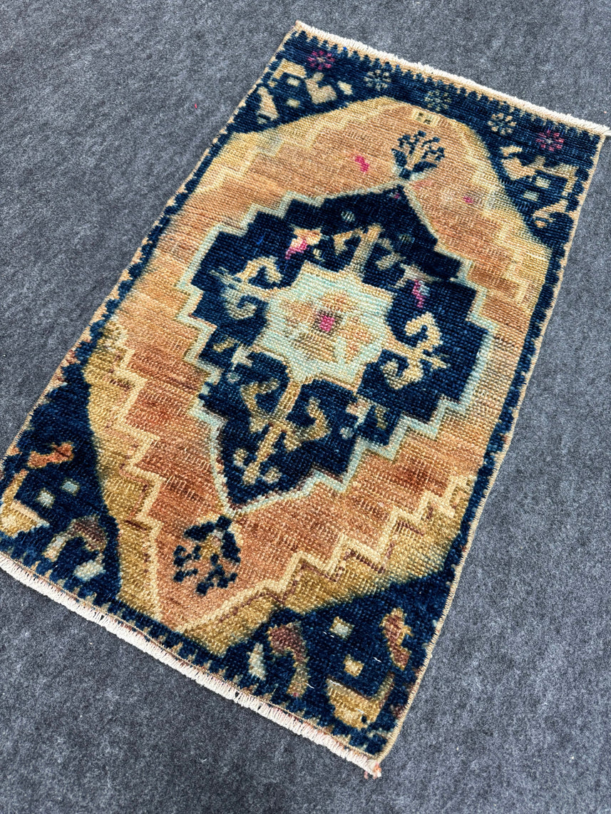 Turkish Yastik Rug 1'7" x  2'8" #24175