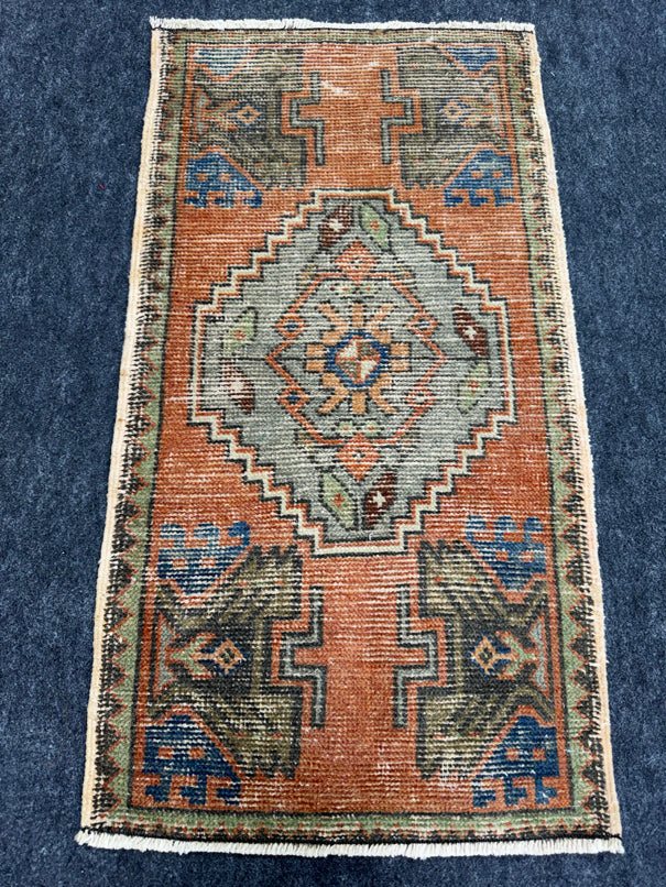 Turkish Yastik Rug 1'8" x  3'1" #24171