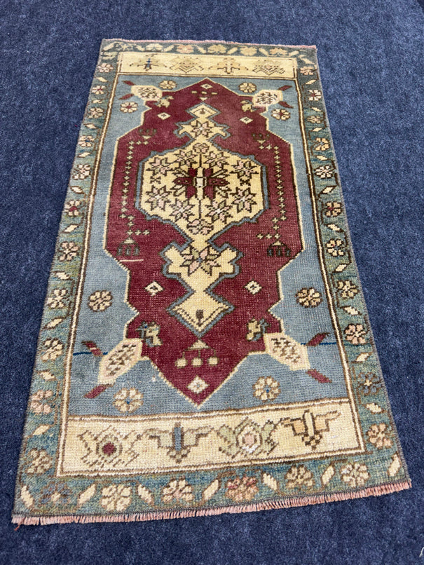 Turkish Yastik Rug 1'10" x  3'5" #24172