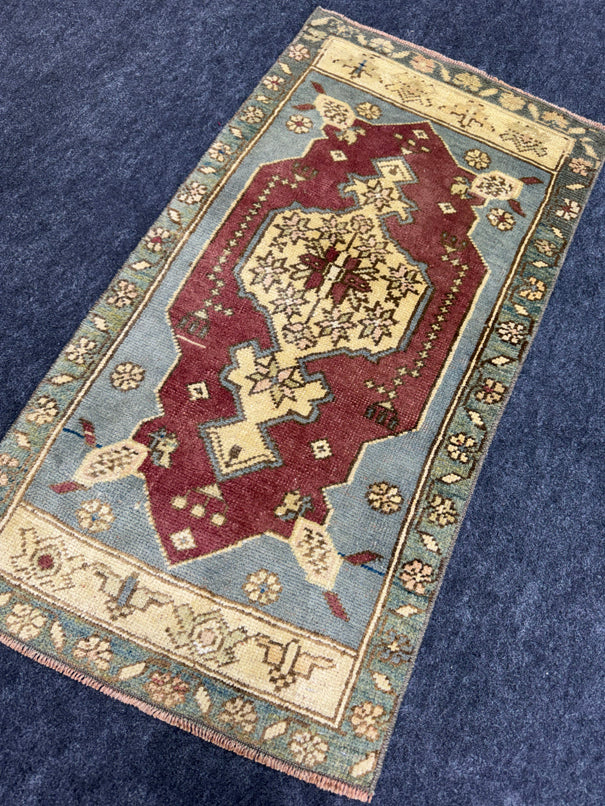 Turkish Yastik Rug 1'10" x  3'5" #24172