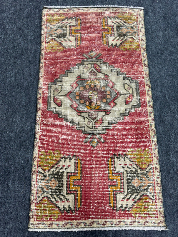 Turkish Yastik Rug 1'8" x 3'3" #24173