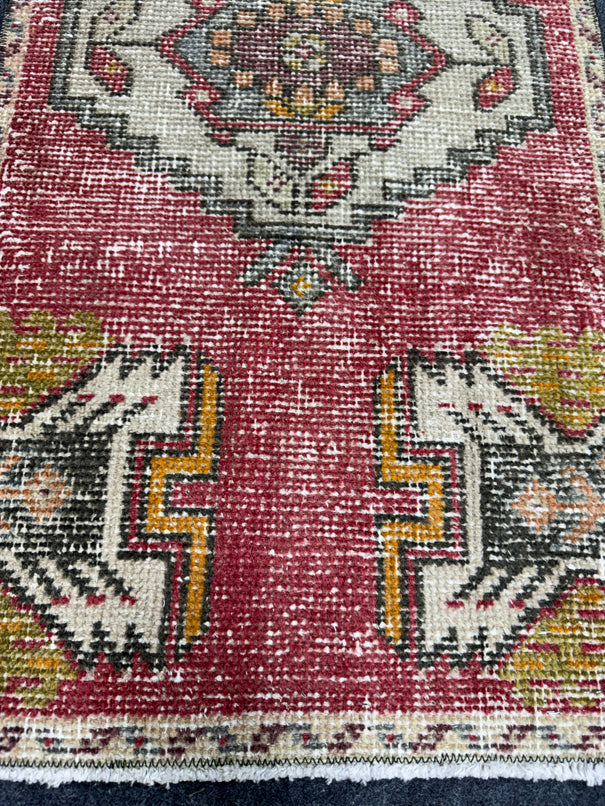 Turkish Yastik Rug 1'8" x 3'3" #24173