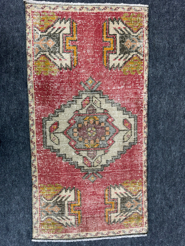 Turkish Yastik Rug 1'8" x 3'3" #24173
