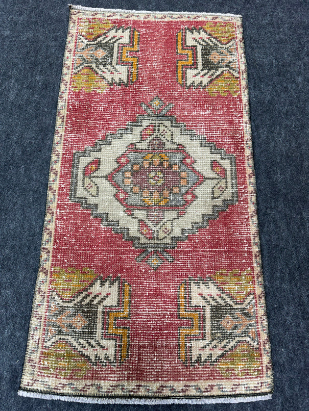 Turkish Yastik Rug 1'8" x 3'3" #24173