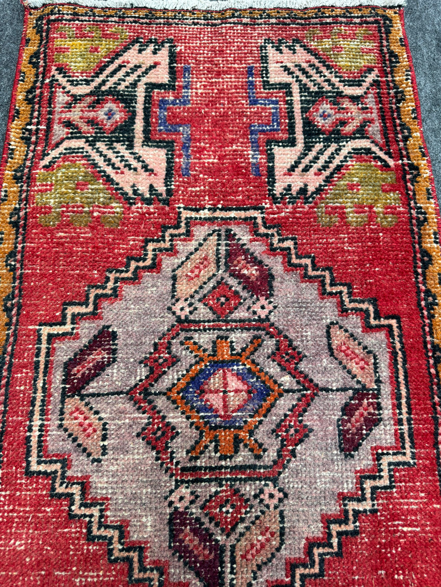 Turkish Yastik Rug 1'8" x 3'2" #24164