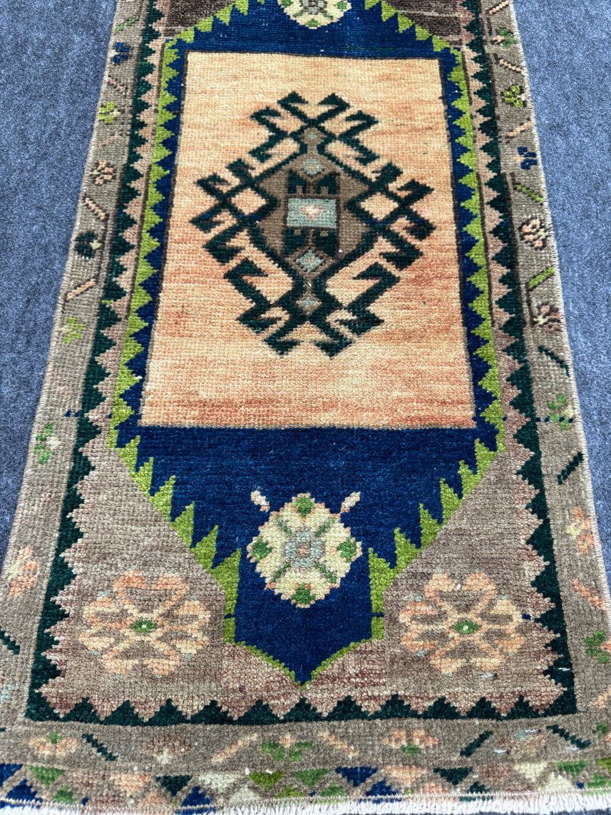 Turkish Yastik Rug 1'5" x  3'1" #24129