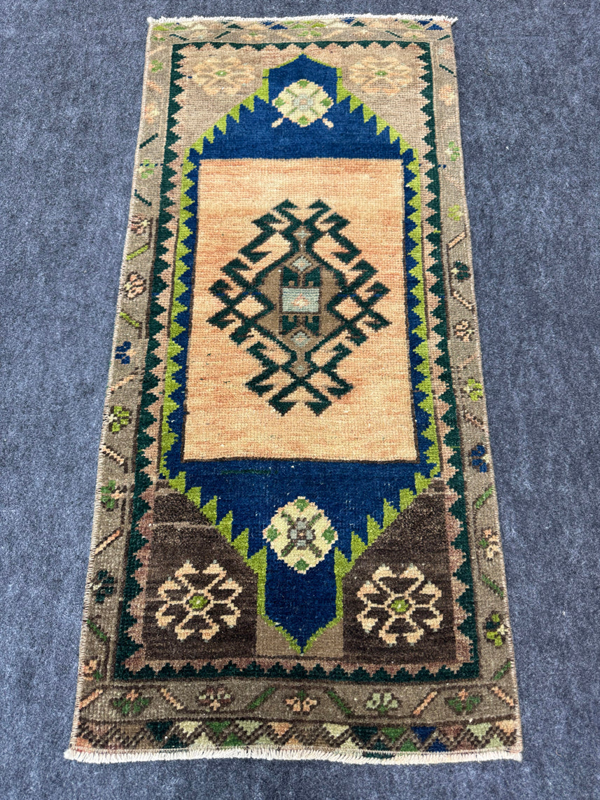 Turkish Yastik Rug 1'5" x  3'1" #24129
