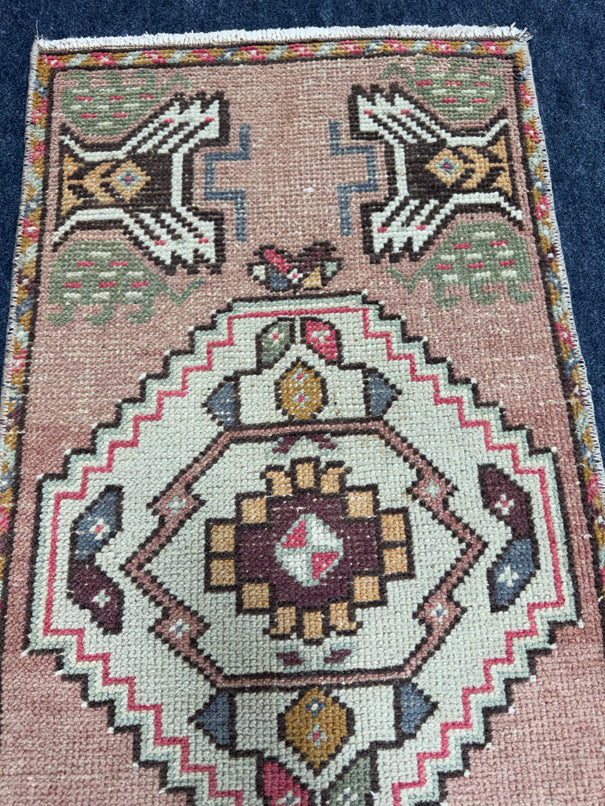 Turkish Yastik Rug 1'8" x 3'2" #24136