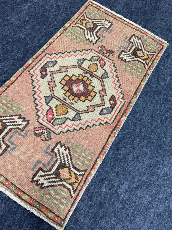 Turkish Yastik Rug 1'8" x 3'2" #24136