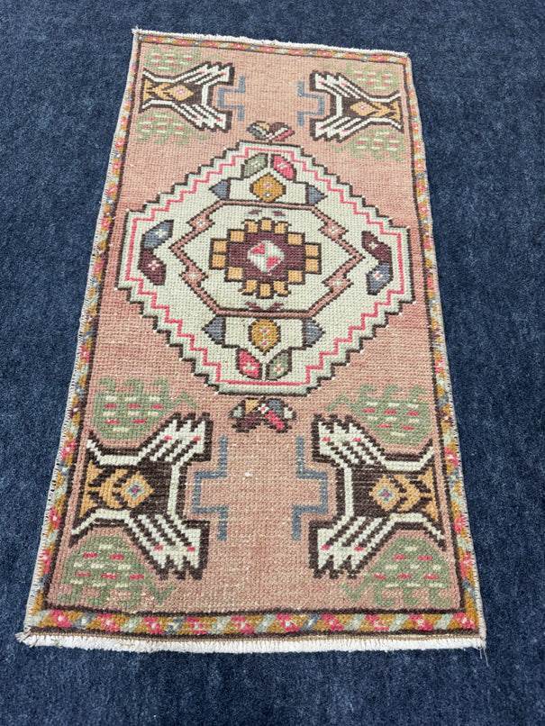 Turkish Yastik Rug 1'8" x 3'2" #24136
