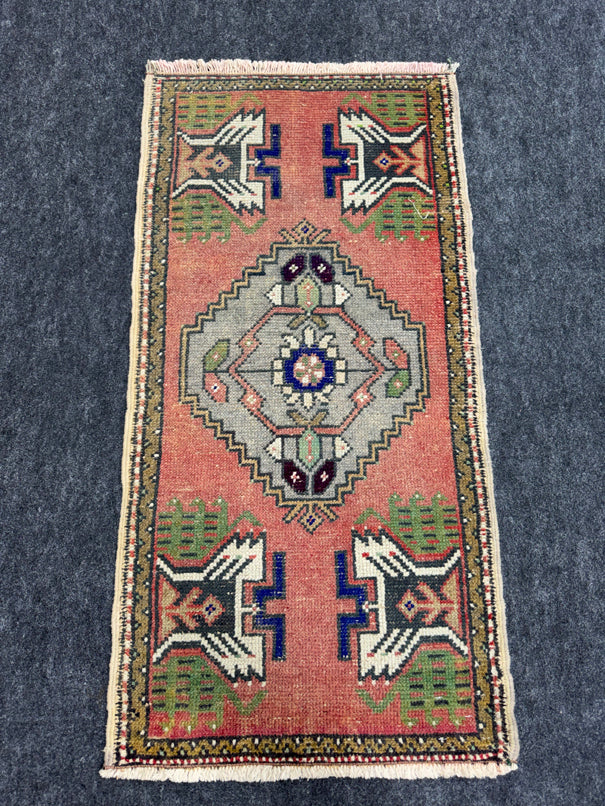 Turkish Yastik Rug  1'8" x  3'4" #24123