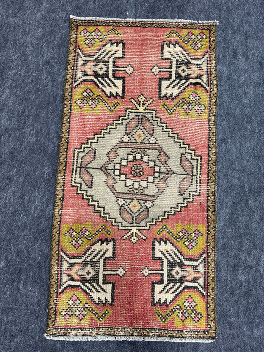 Turkish Yastik Rug  1'8" x  3' #24103