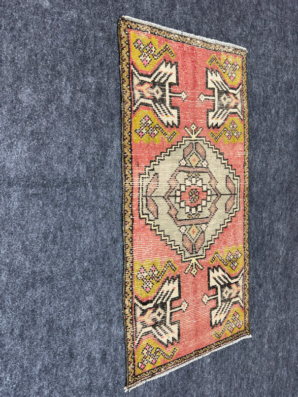 Turkish Yastik Rug  1'8" x  3' #24103