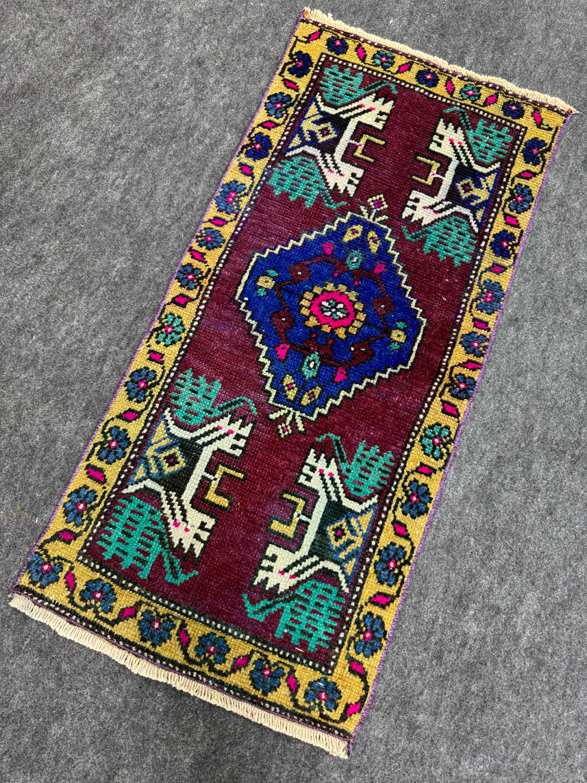 Turkish Yastik Rug  1'6" x  3'2" #24106