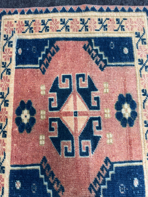 Turkish Yastik Rug 1'9" x 2'4" #24107
