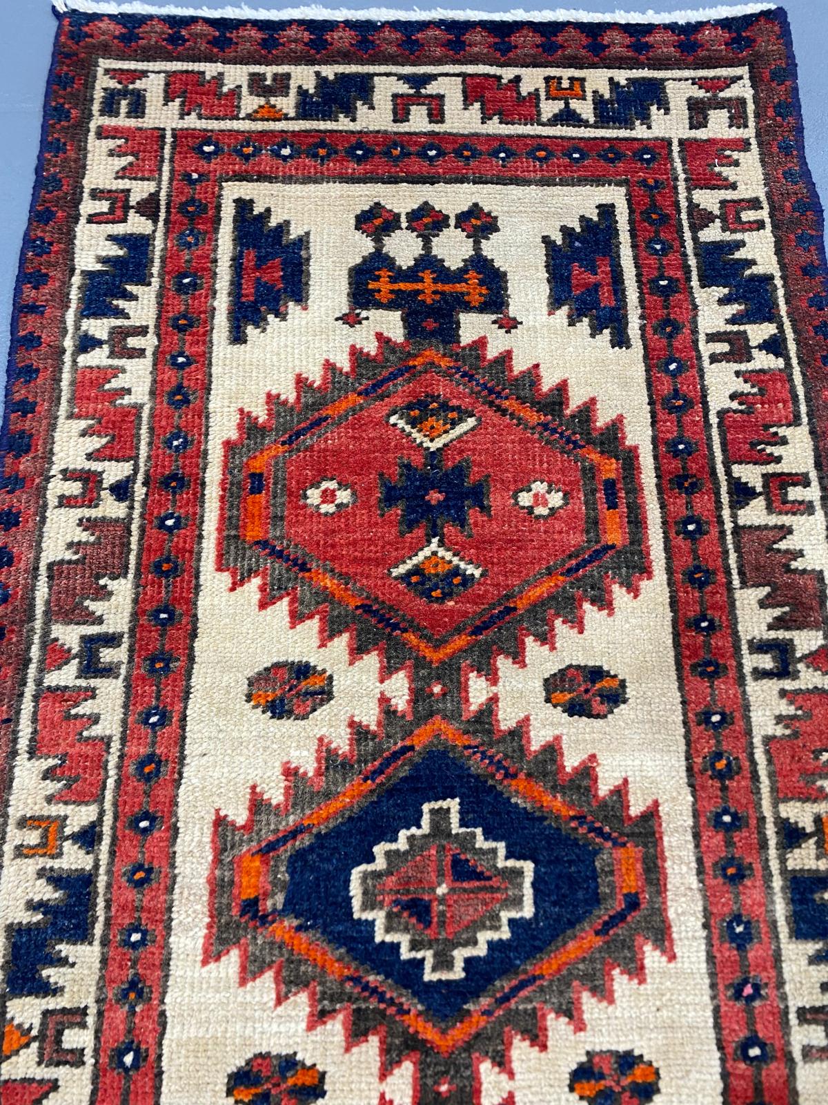 Oriental Handmade Vintage Rug 1'9" x 3'7" #21448