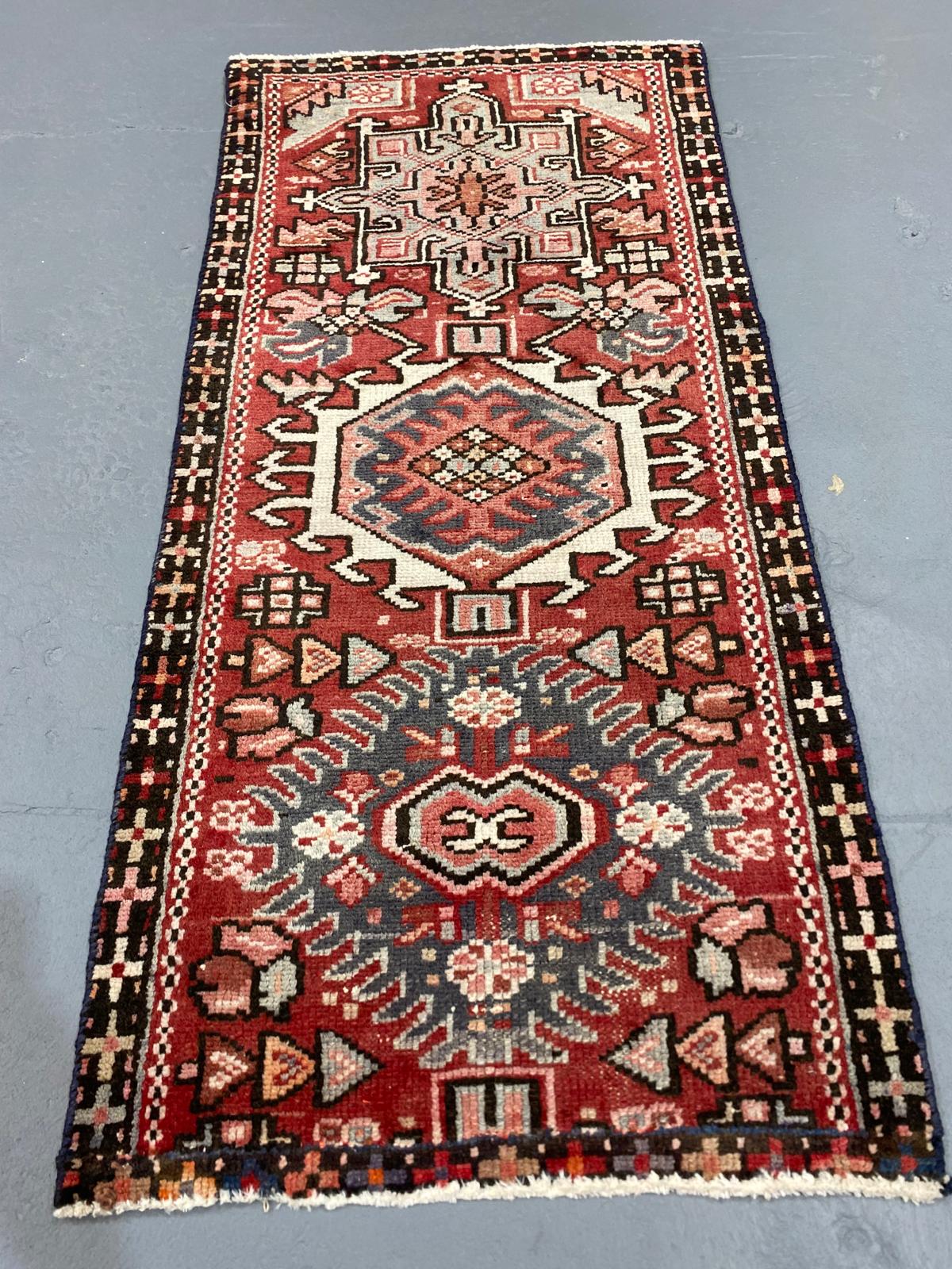 Oriental Handmade Vintage Rug 1'10" x 3'11" #21445