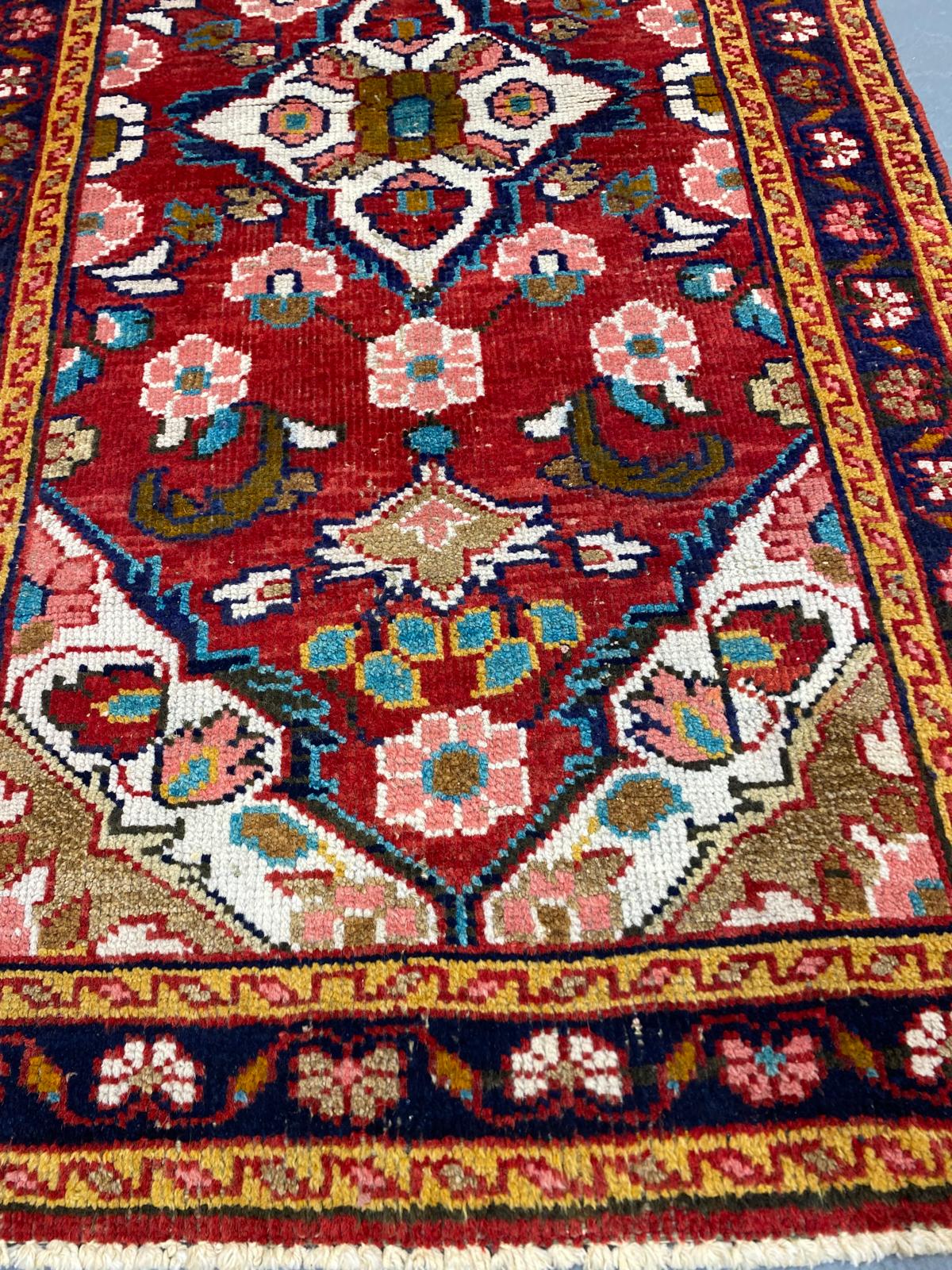 Oriental Handmade Vintage Rug  2'2" x 4'2" #21444