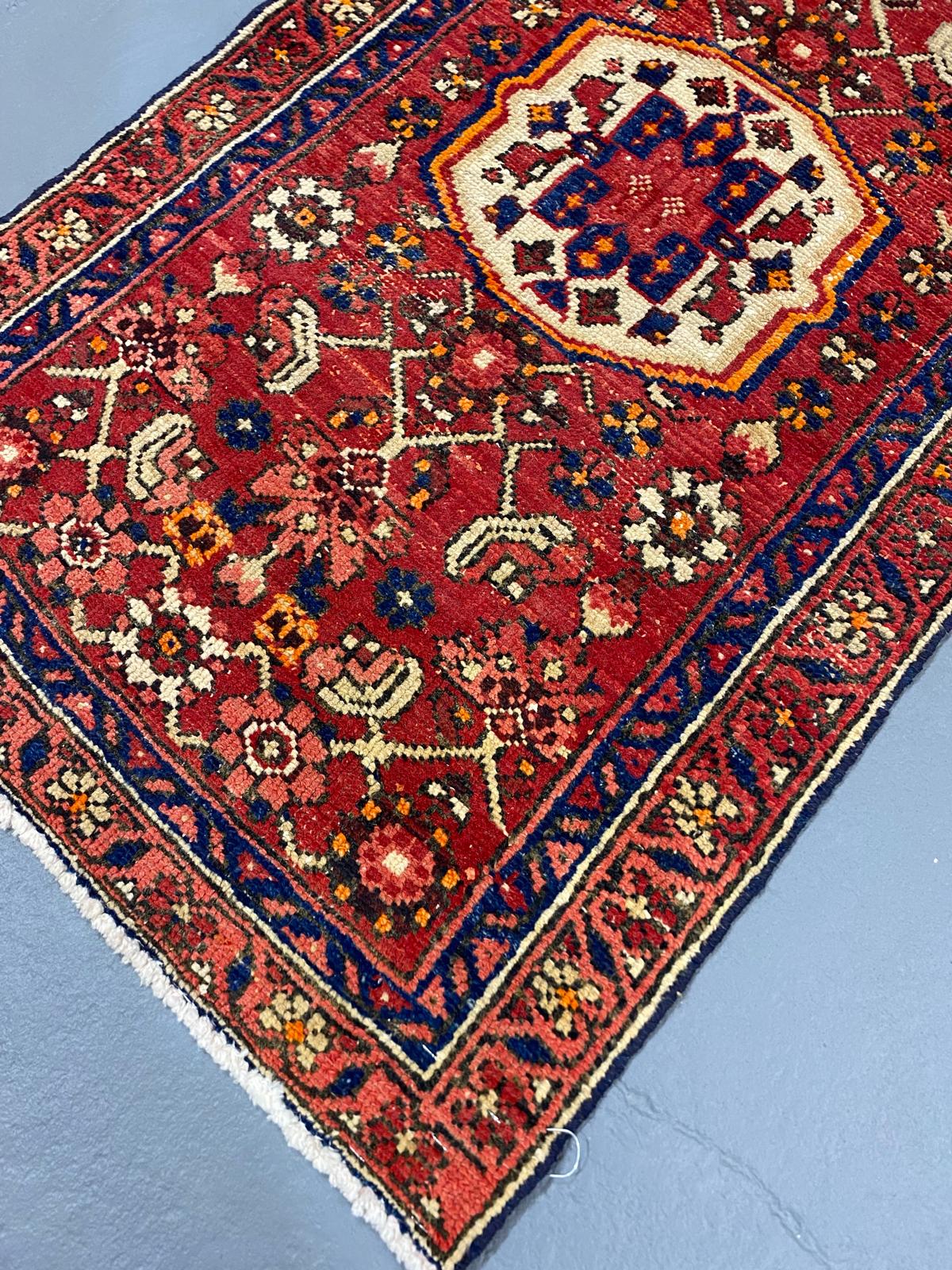 Oriental Handmade Vintage Rug 2'3" x 4' #21443