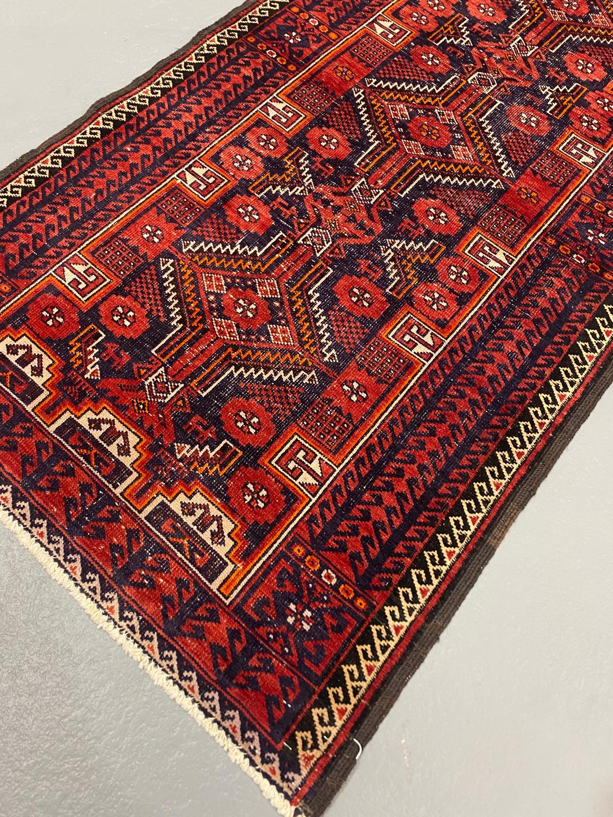 Oriental Handmade Vintage Rug 3'3" x 6'2" #21435