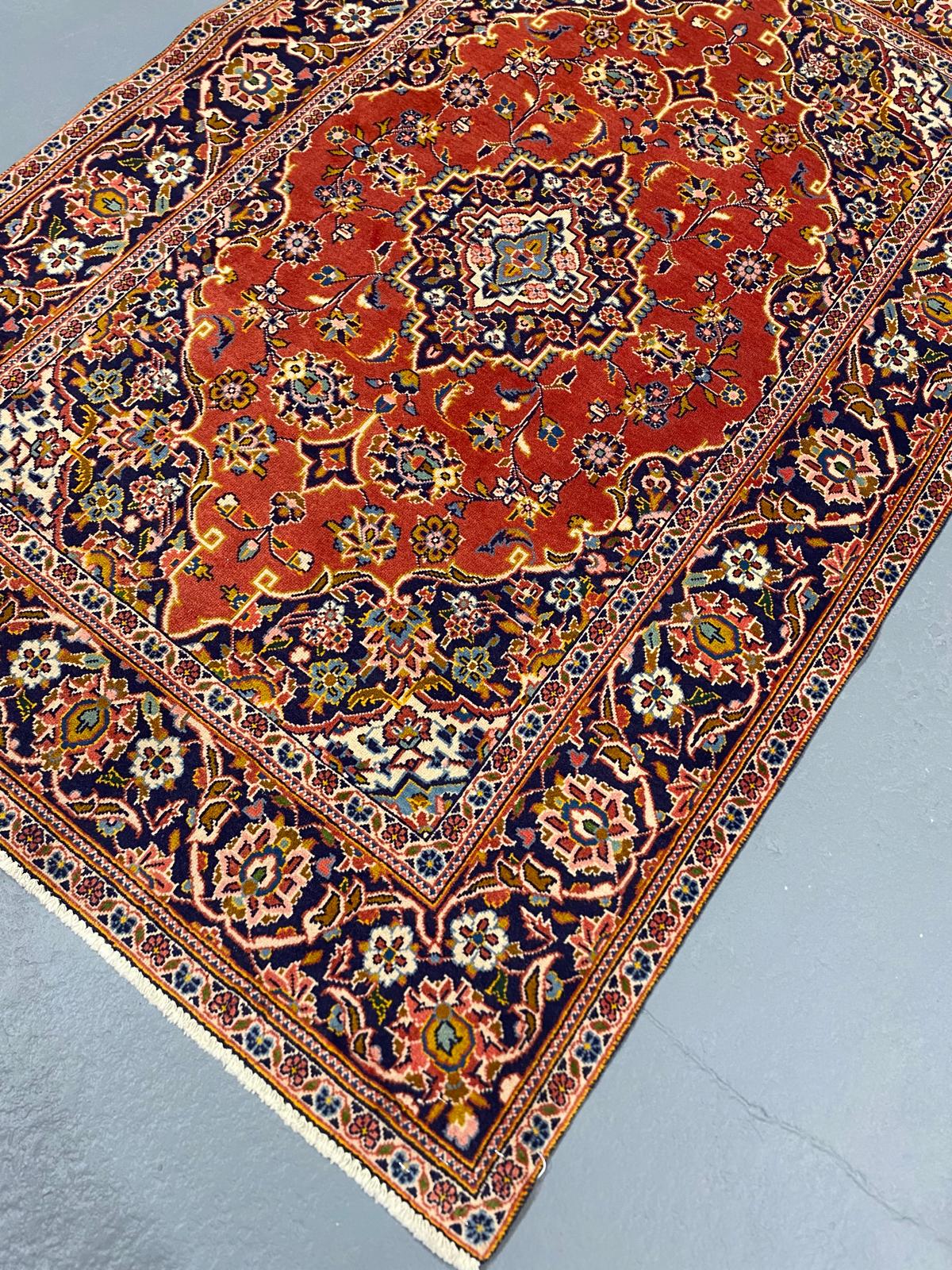 Oriental Handmade Vintage Rug 3'7" x 5'6" #21433