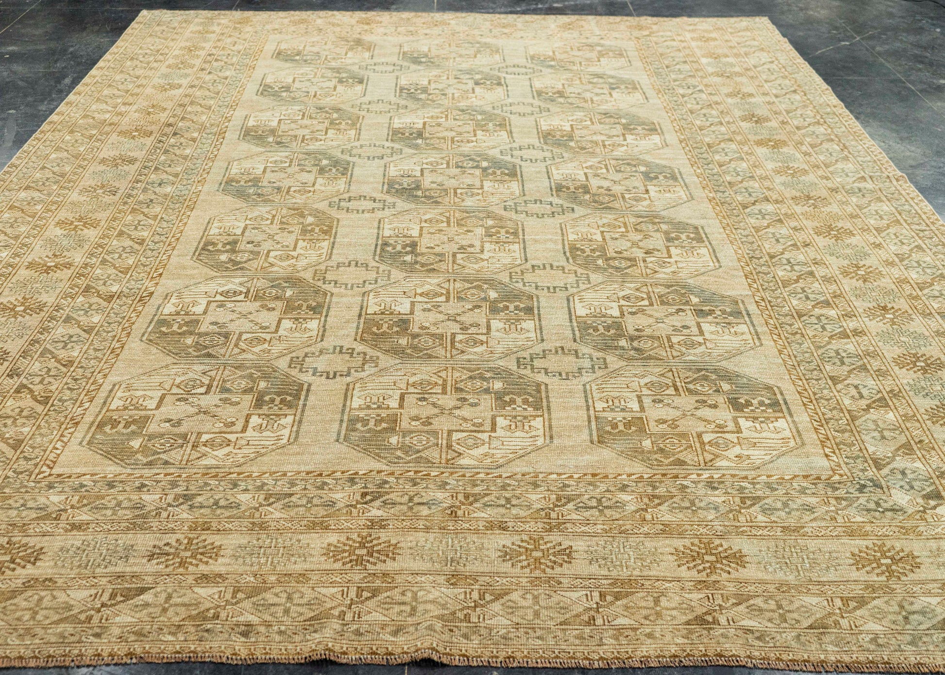 Turkish Vintage Rug  9'2" x 12'7" #22912