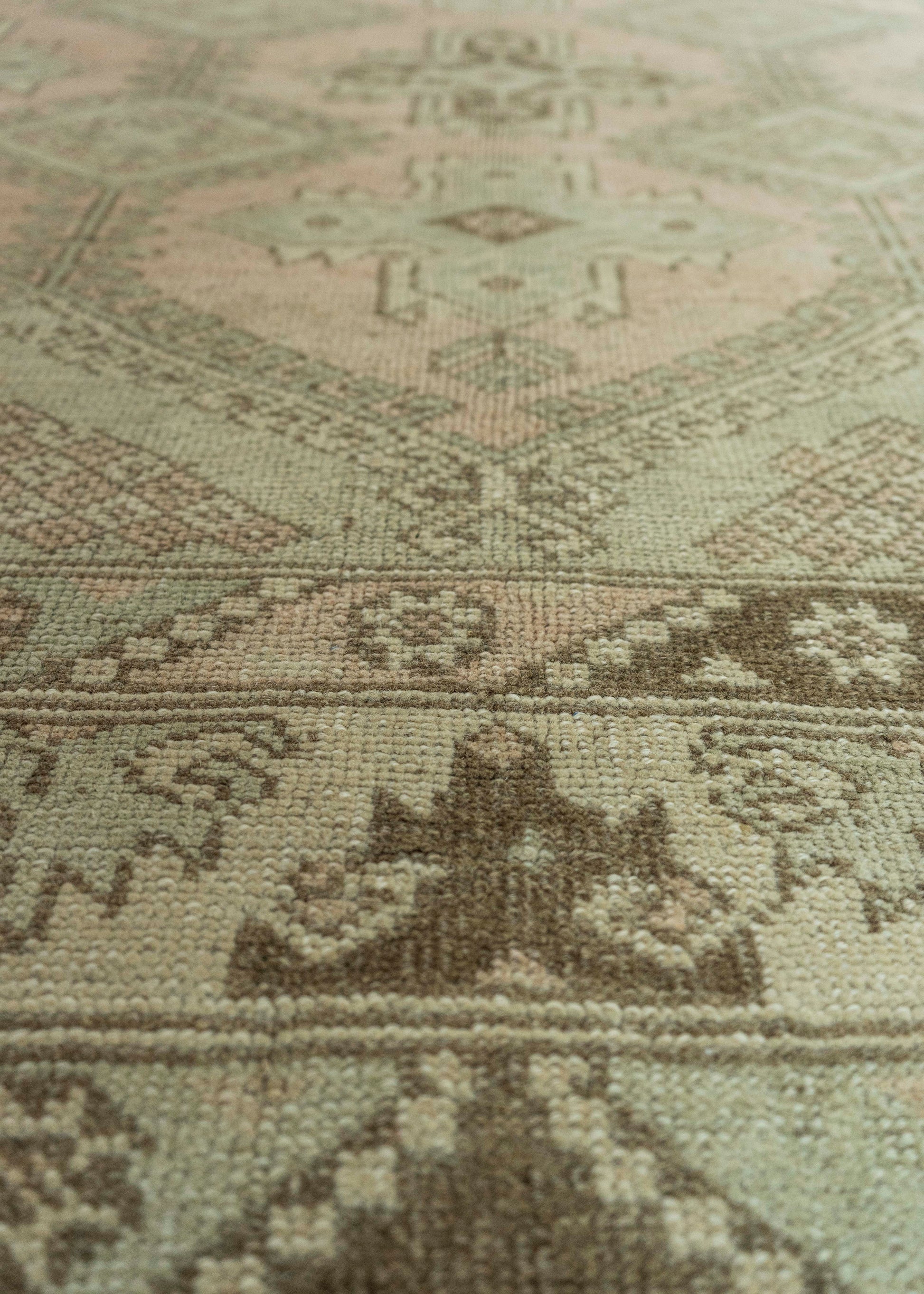 Turkish Vintage Rug 6'10" x 9'4" #20698