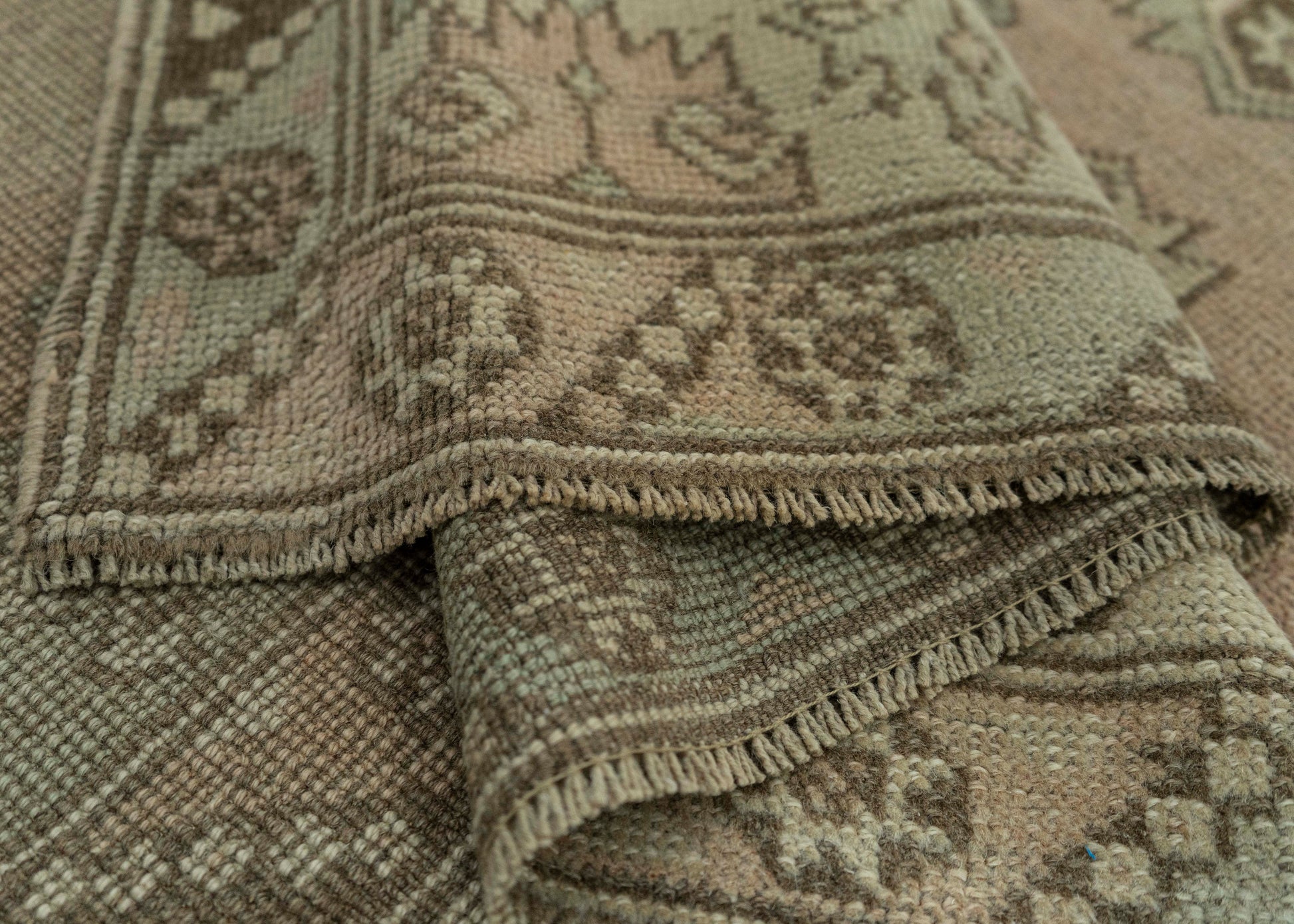 Turkish Vintage Rug 6'10" x 9'4" #20698