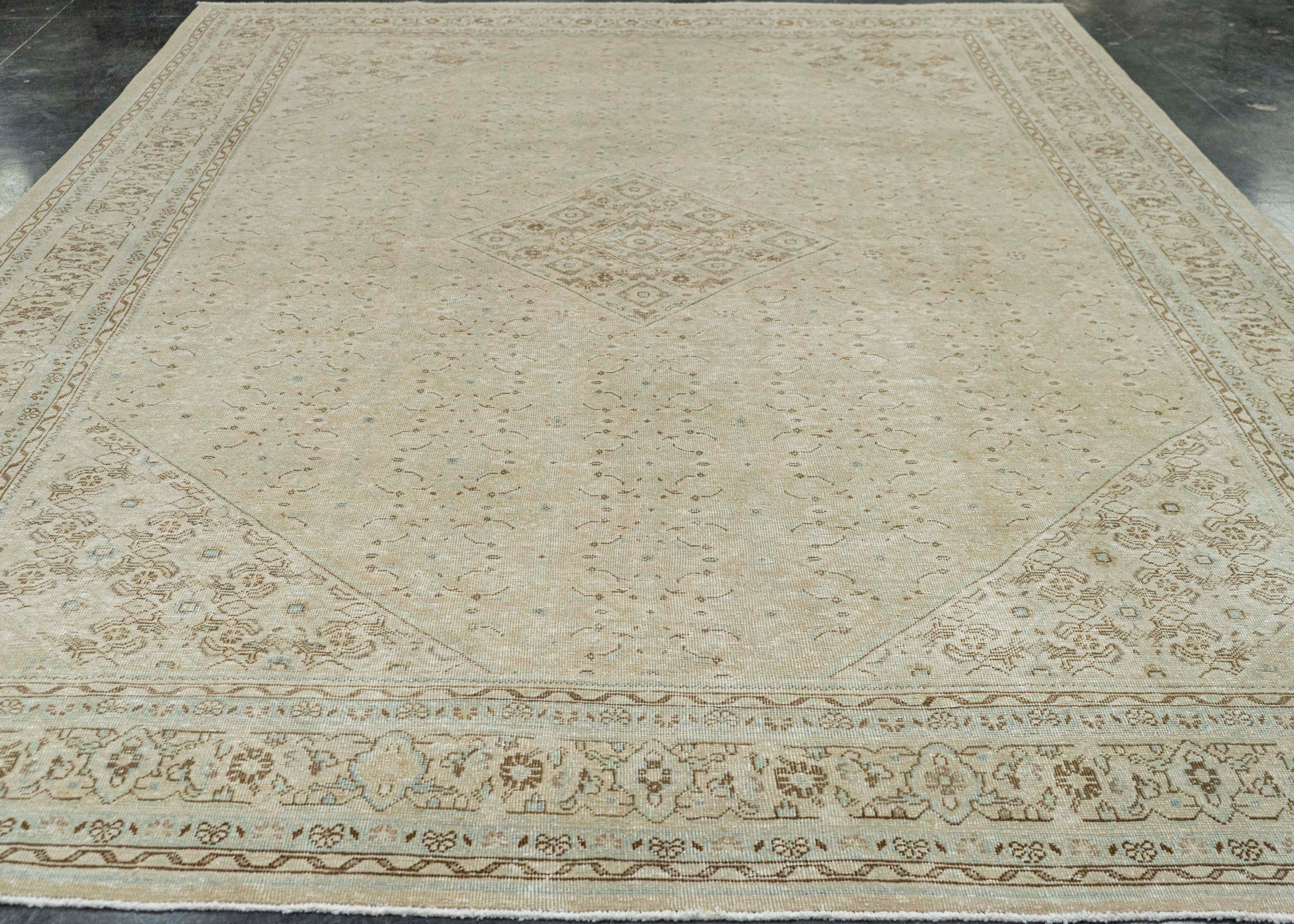 Turkish Vintage Rug  10'1" x 13'6" #22781