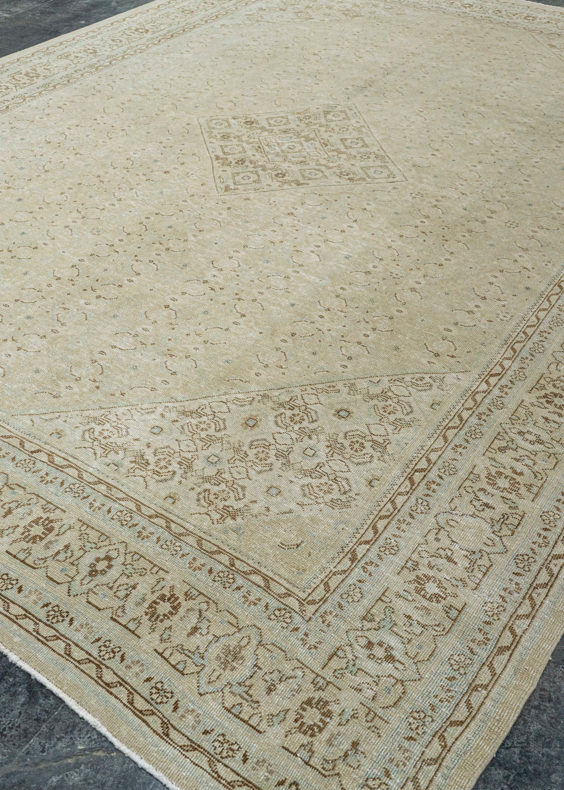 Turkish Vintage Rug  10'1" x 13'6" #22781