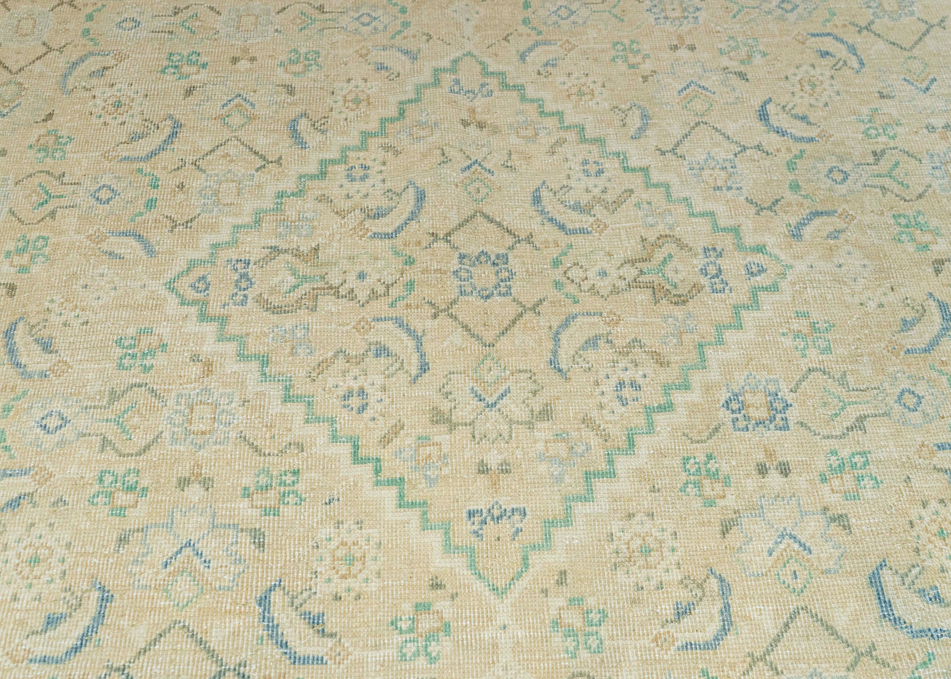 Vintage Rug  10'1" x 13'8" #22755