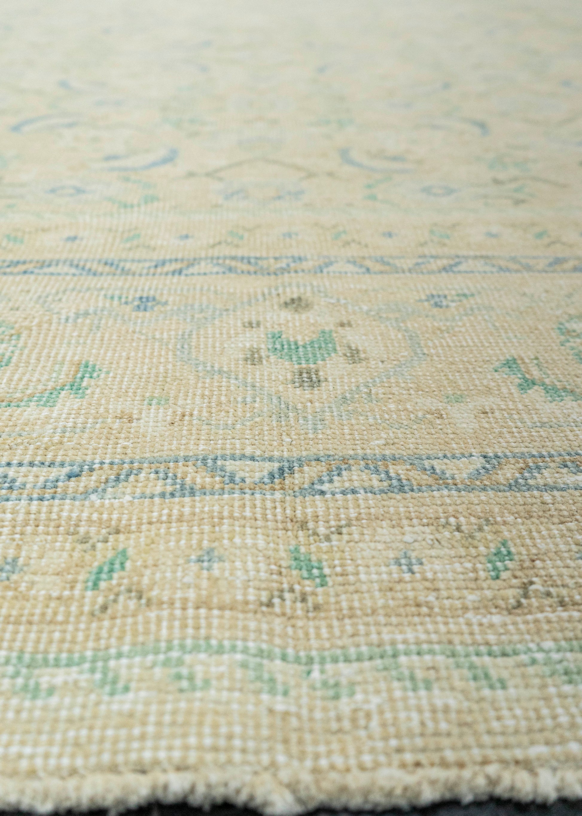 Vintage Rug  10'1" x 13'8" #22755
