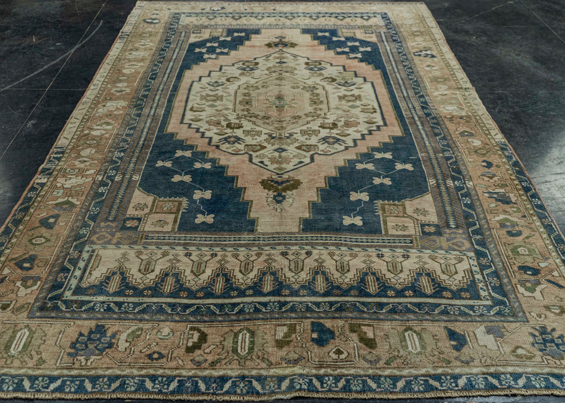 Turkish Vintage Rug 6'3" x 10'5" #20664