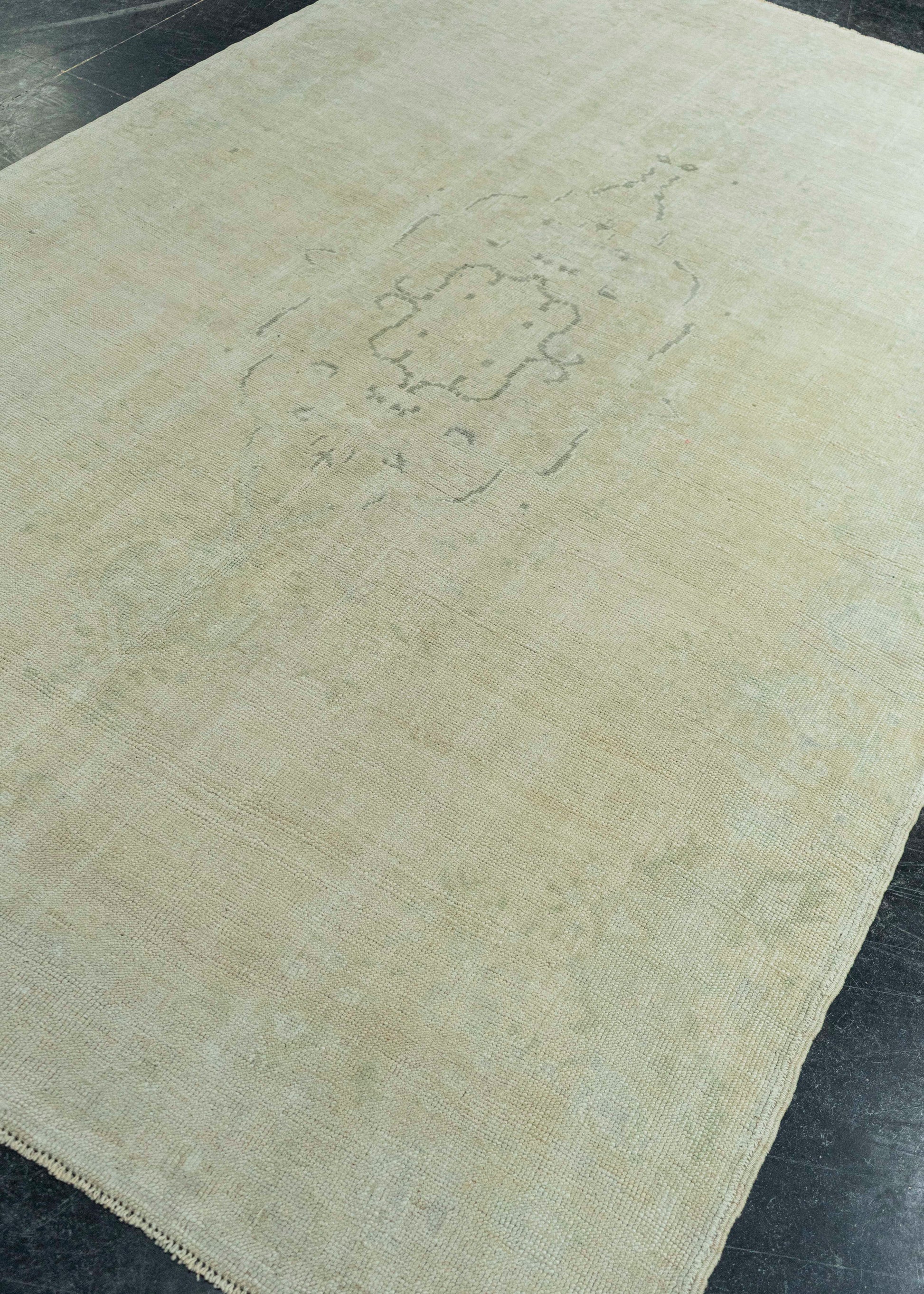 Turkish Vintage Rug 5'10" x 9'7" #20658