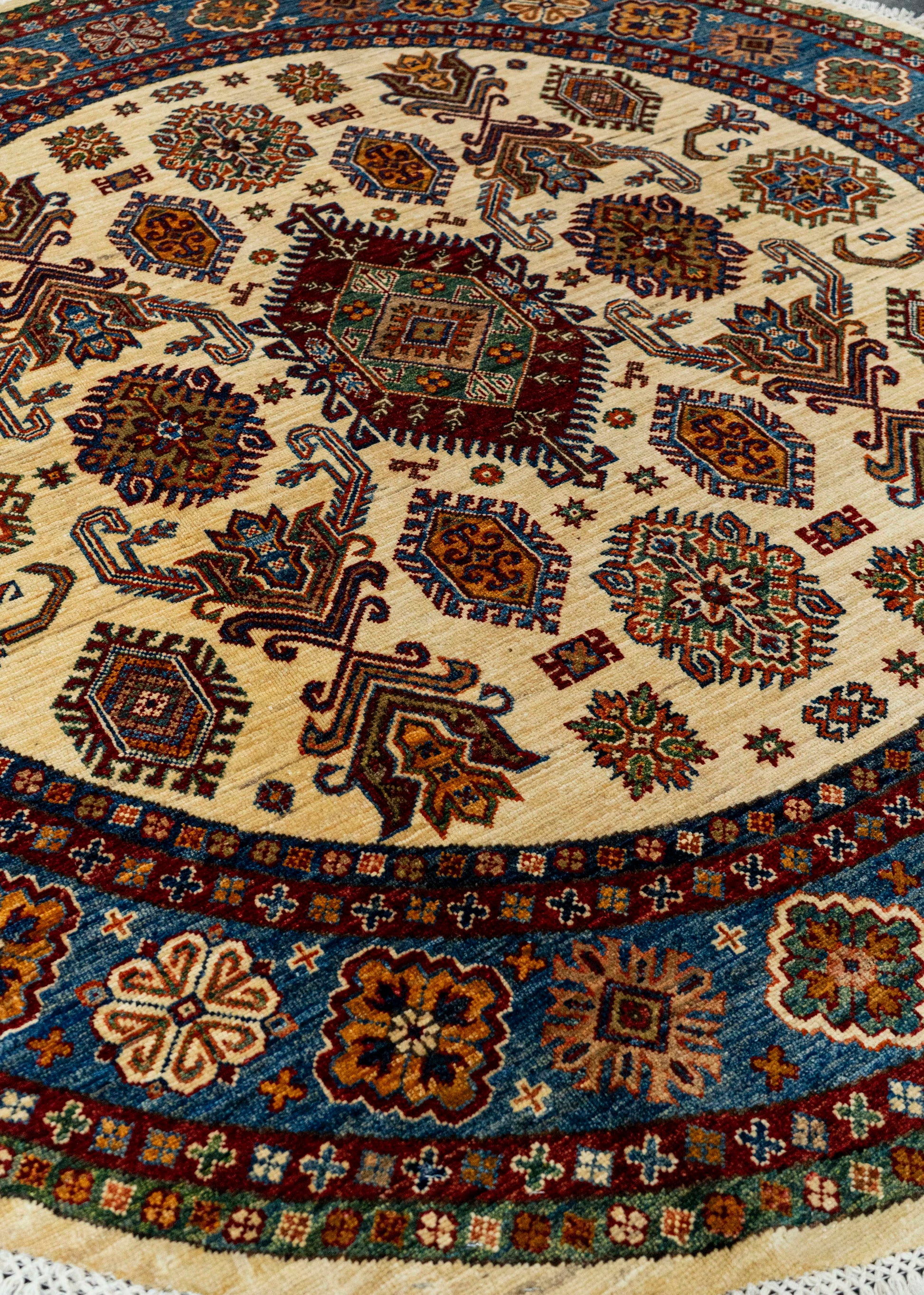 Square Oriental Handmade Rug  5'10" x 5'10" #22882