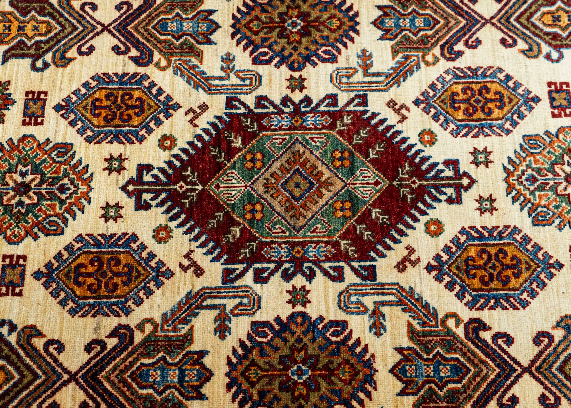 Square Oriental Handmade Rug  5'10" x 5'10" #22882