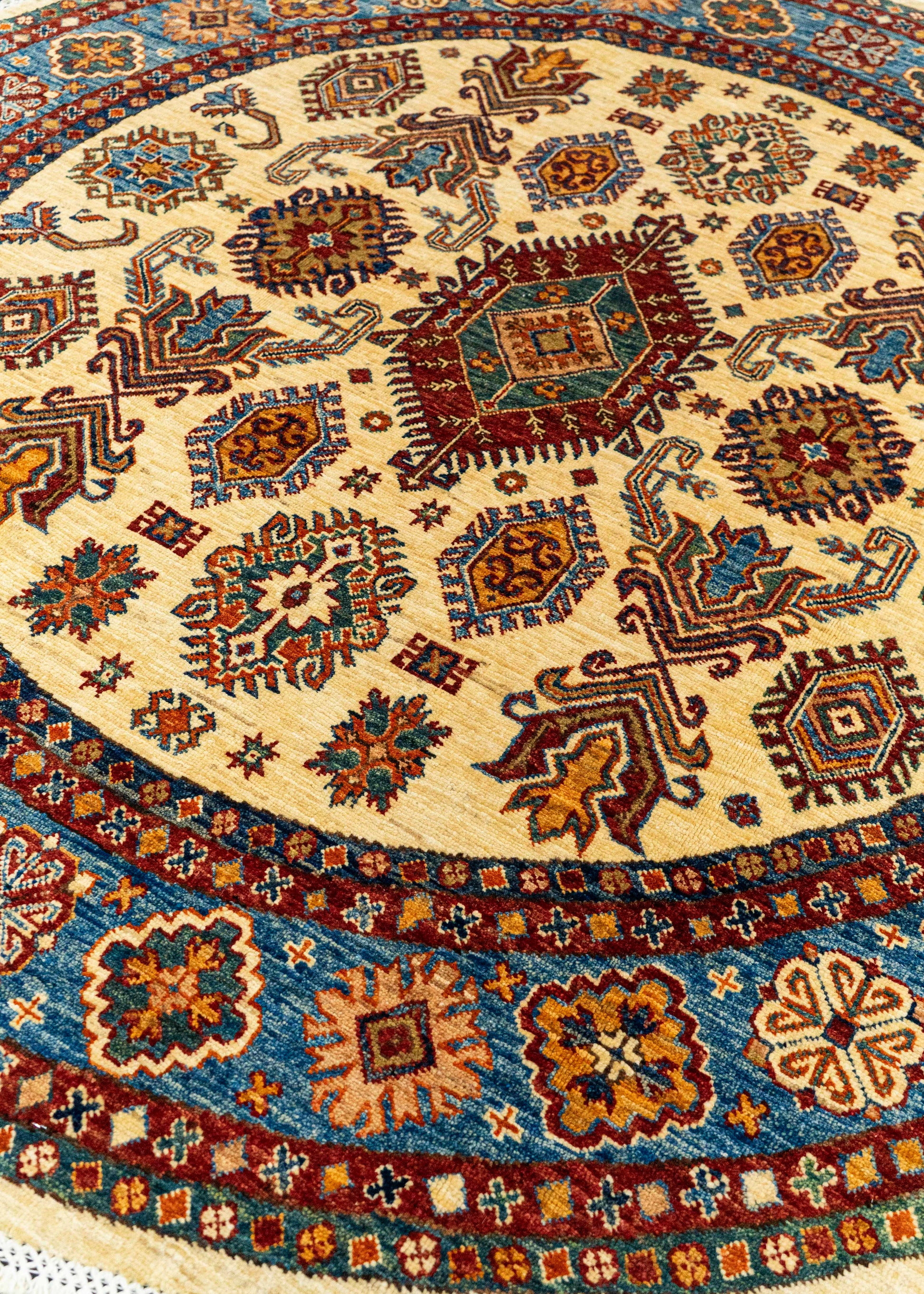 Square Oriental Handmade Rug  5'8" x 5'8" #22883