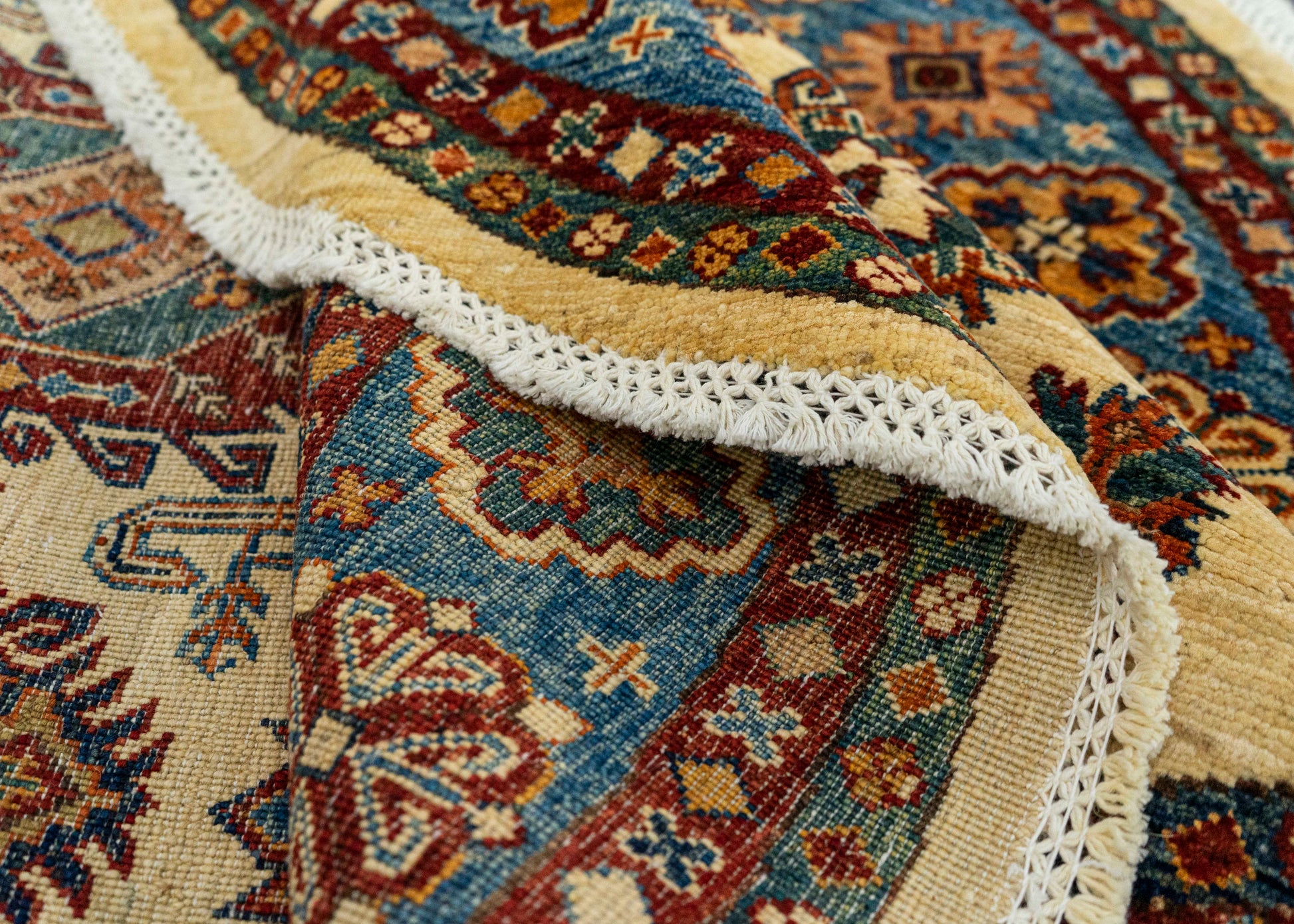 Square Oriental Handmade Rug  5'8" x 5'8" #22883