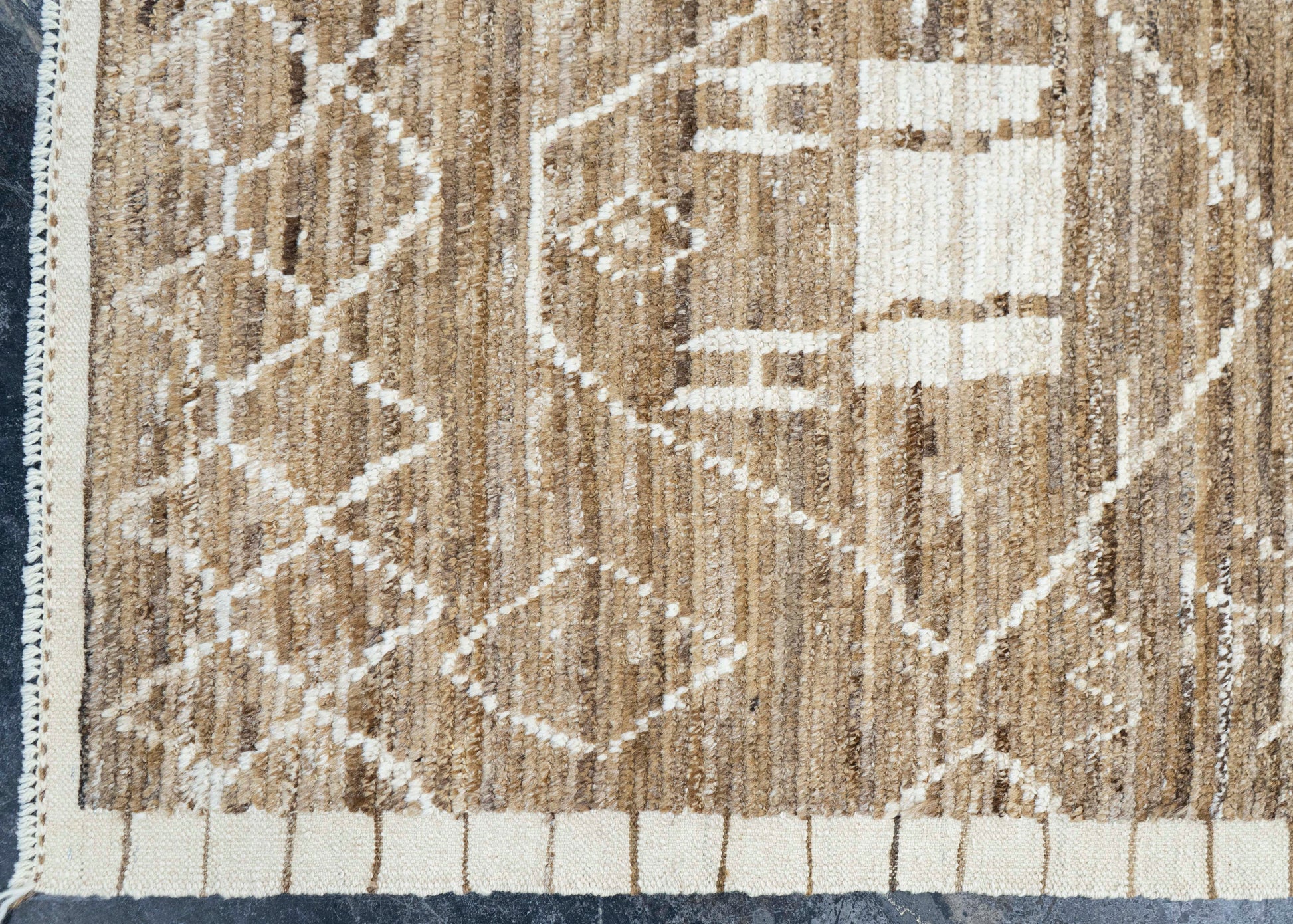 Modern Handmade Rug 10'7" x 13'6" #17117