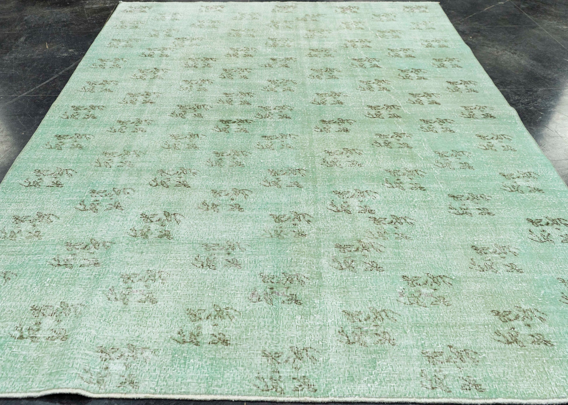 Turkish Vintage Rug  7'1" x 10'7" #22771
