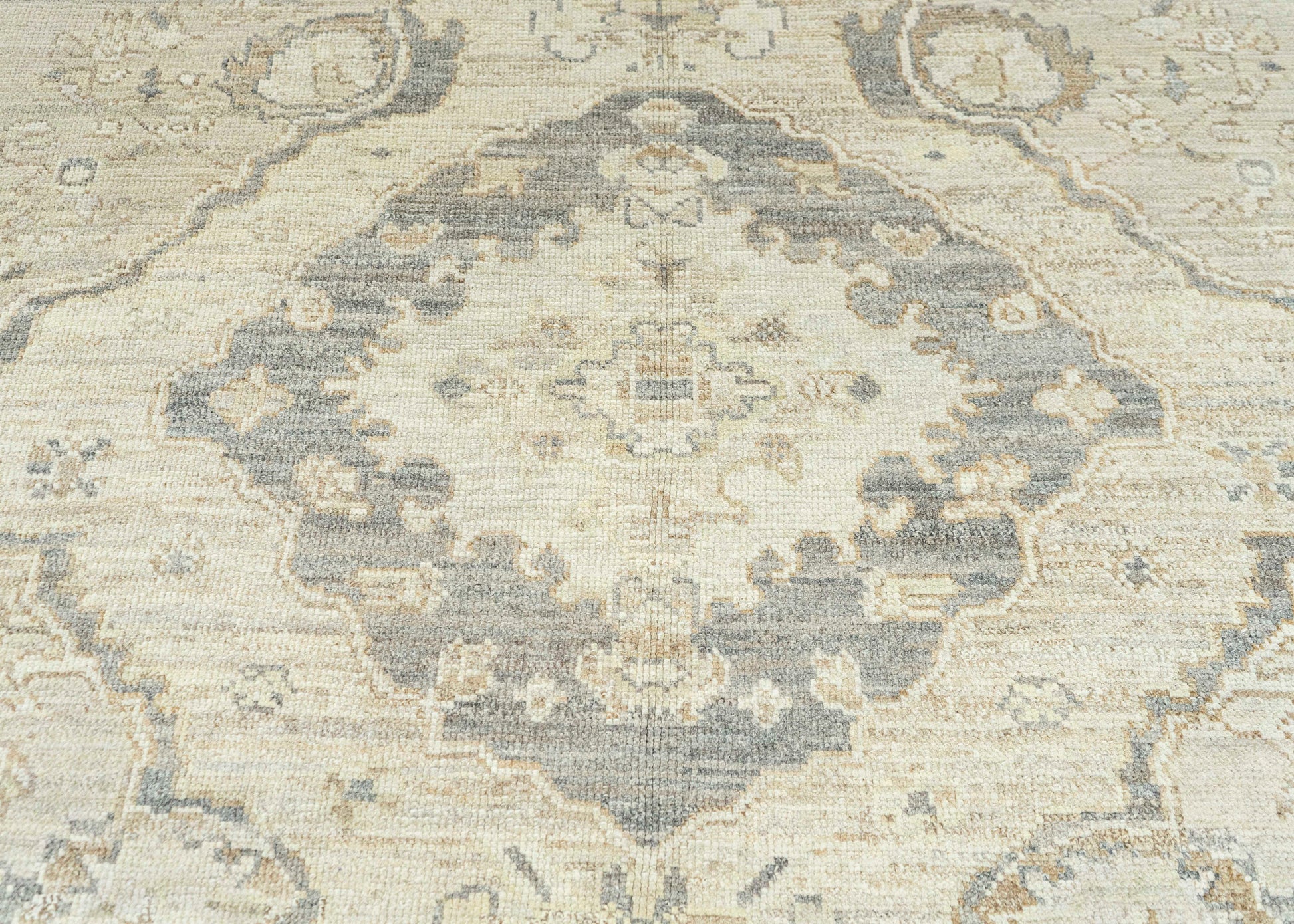 Turkish Oushak Rug 8'2" x 10'4" #23005
