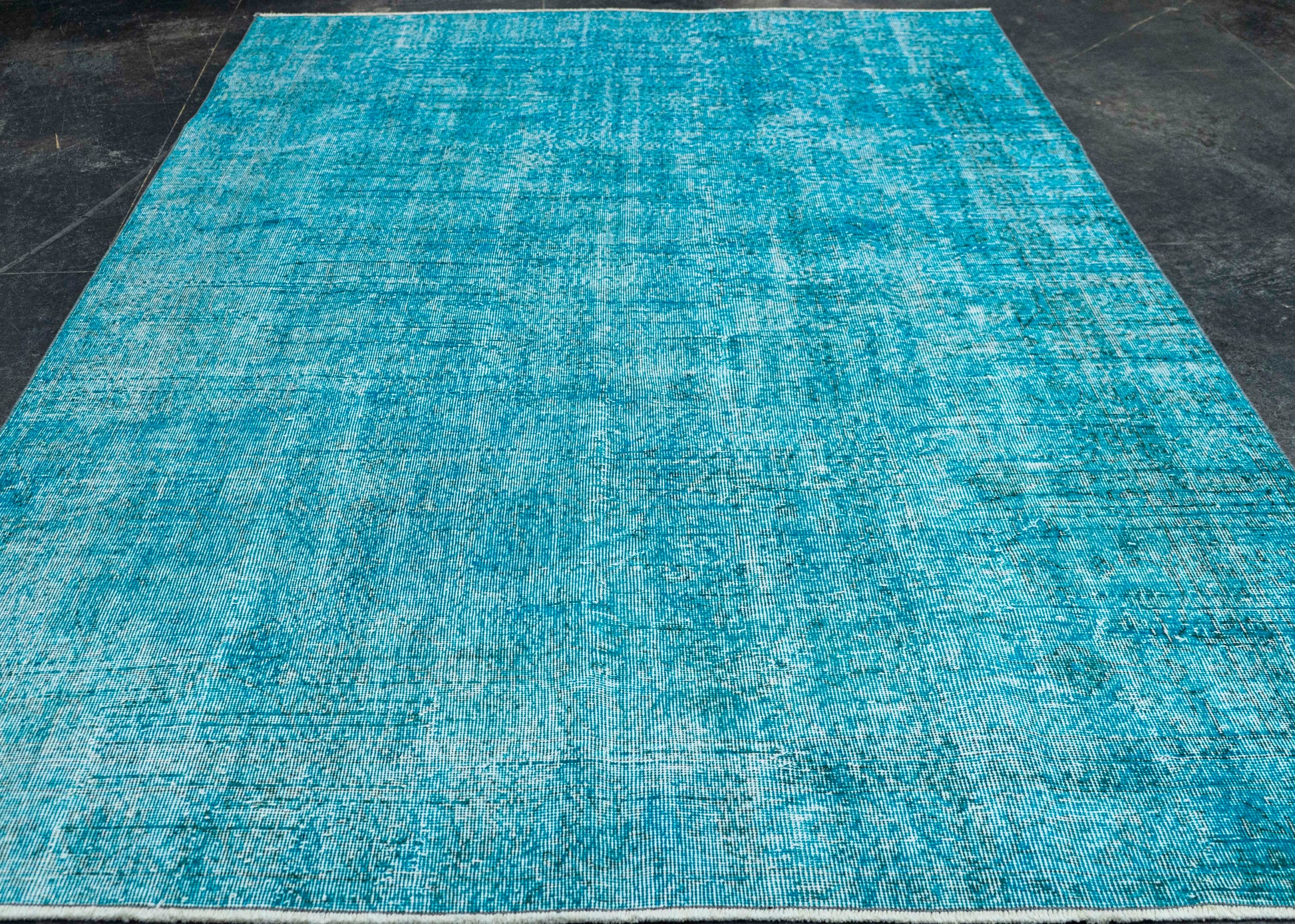 Turkish Vintage Rug  6'10" x 9'11" #22788