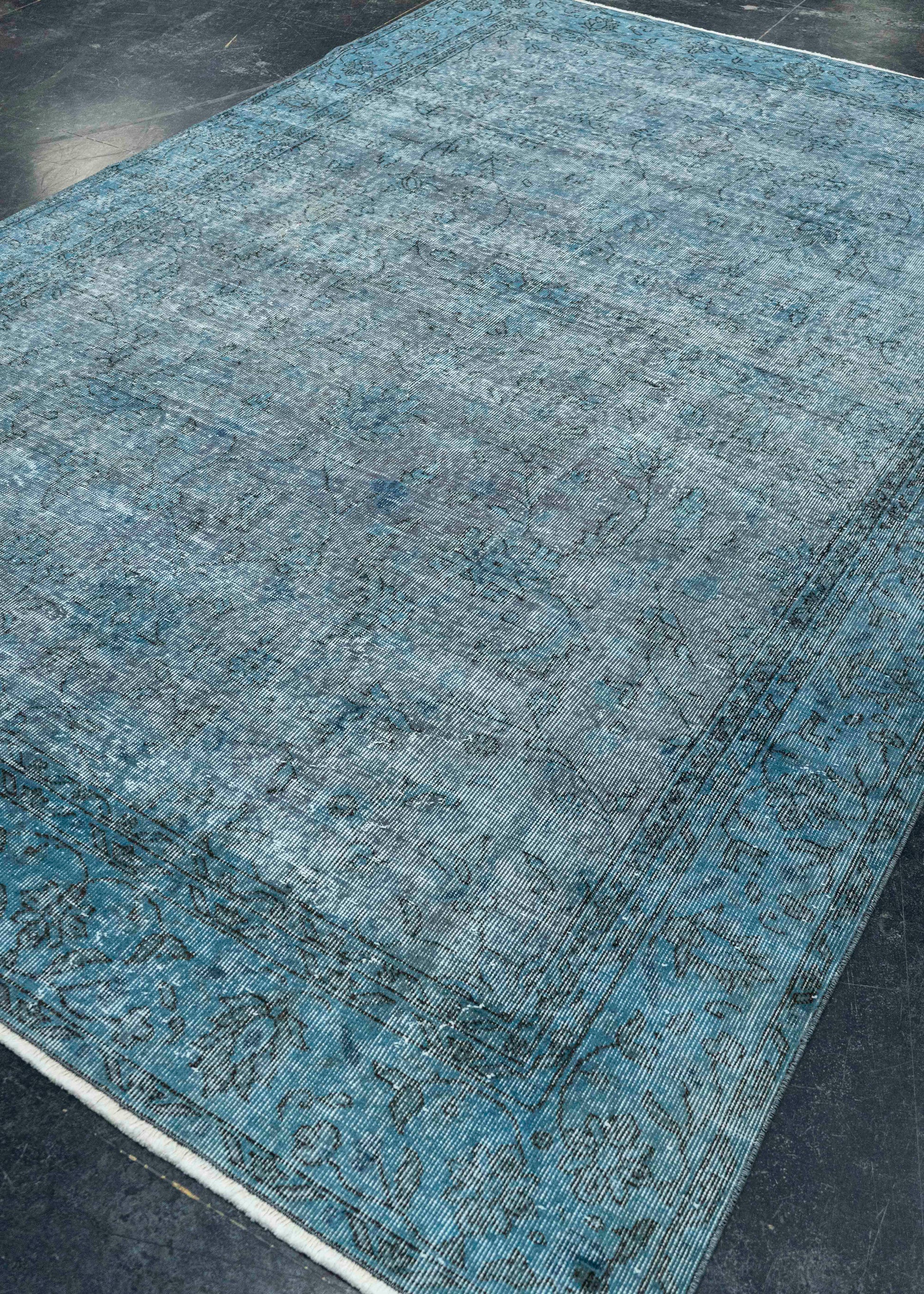 Turkish Vintage Rug  7' x 10'8" #22777