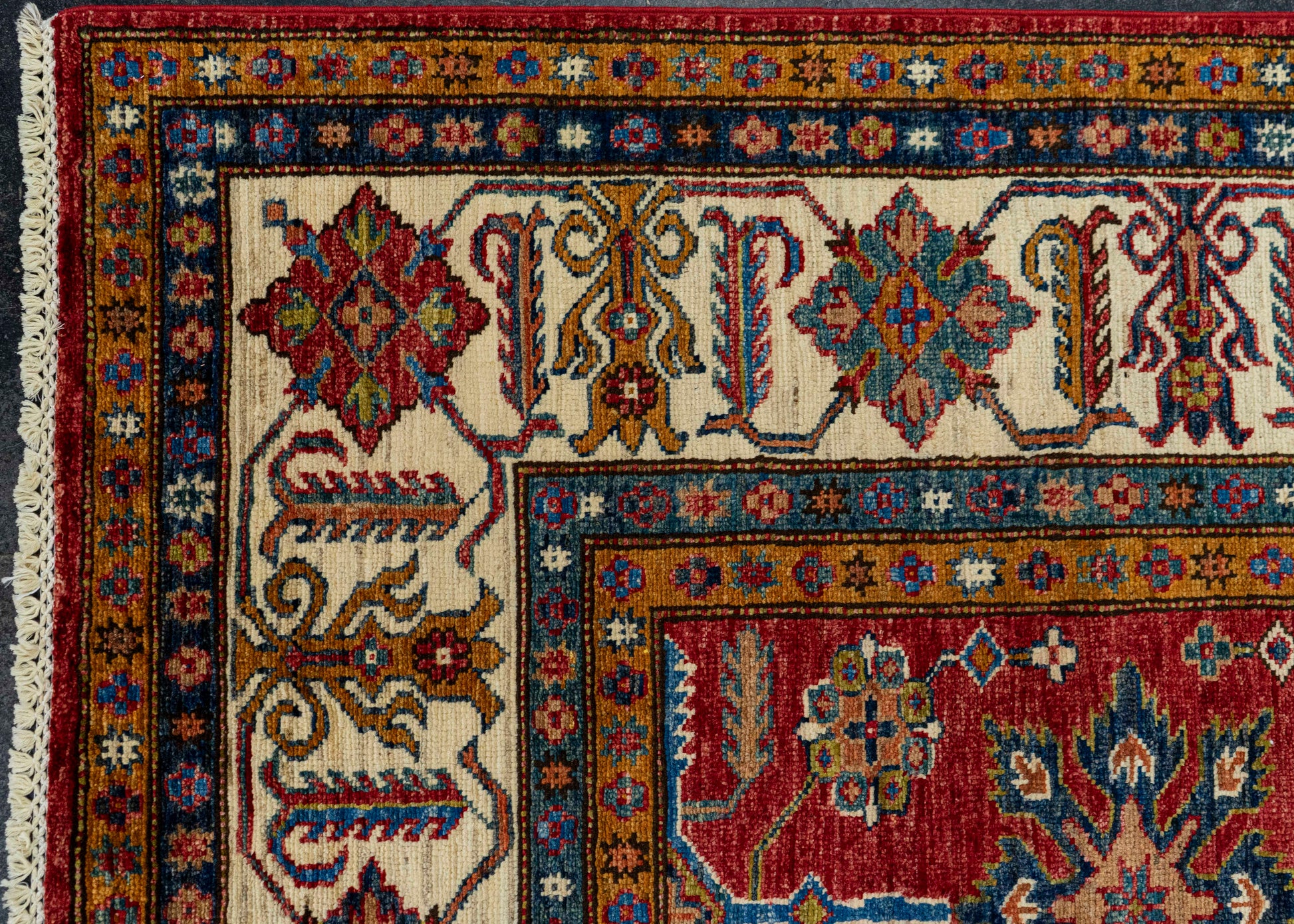 Turkish Vintage Rug  6'10" x 9'9" #22874