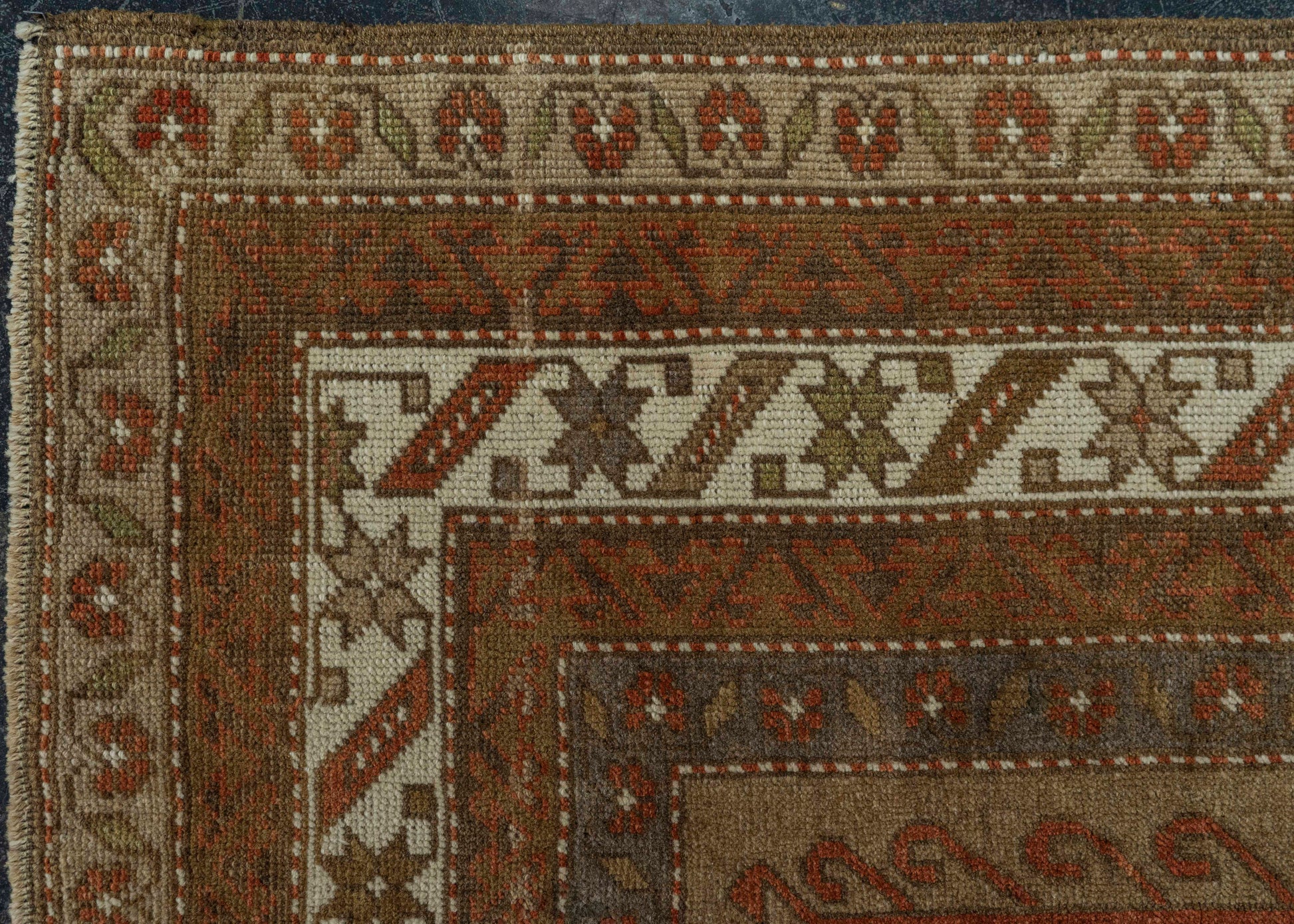 Turkish Vintage Rug 4'10" x 7'2" #20552