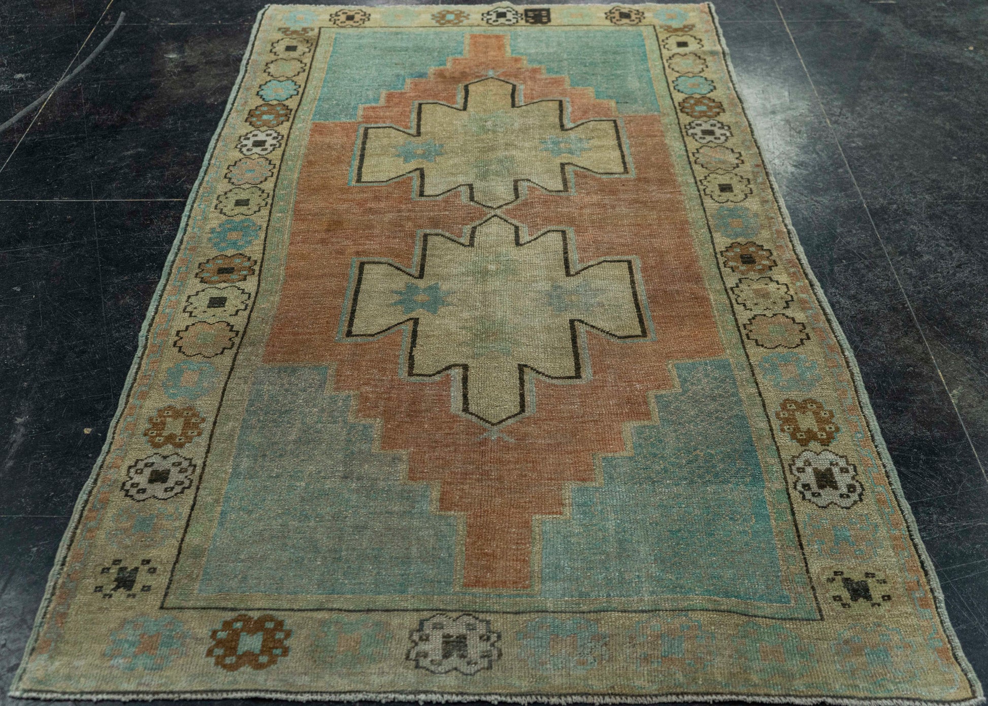 Turkish Vintage Rug 4' x 7'5" #20684