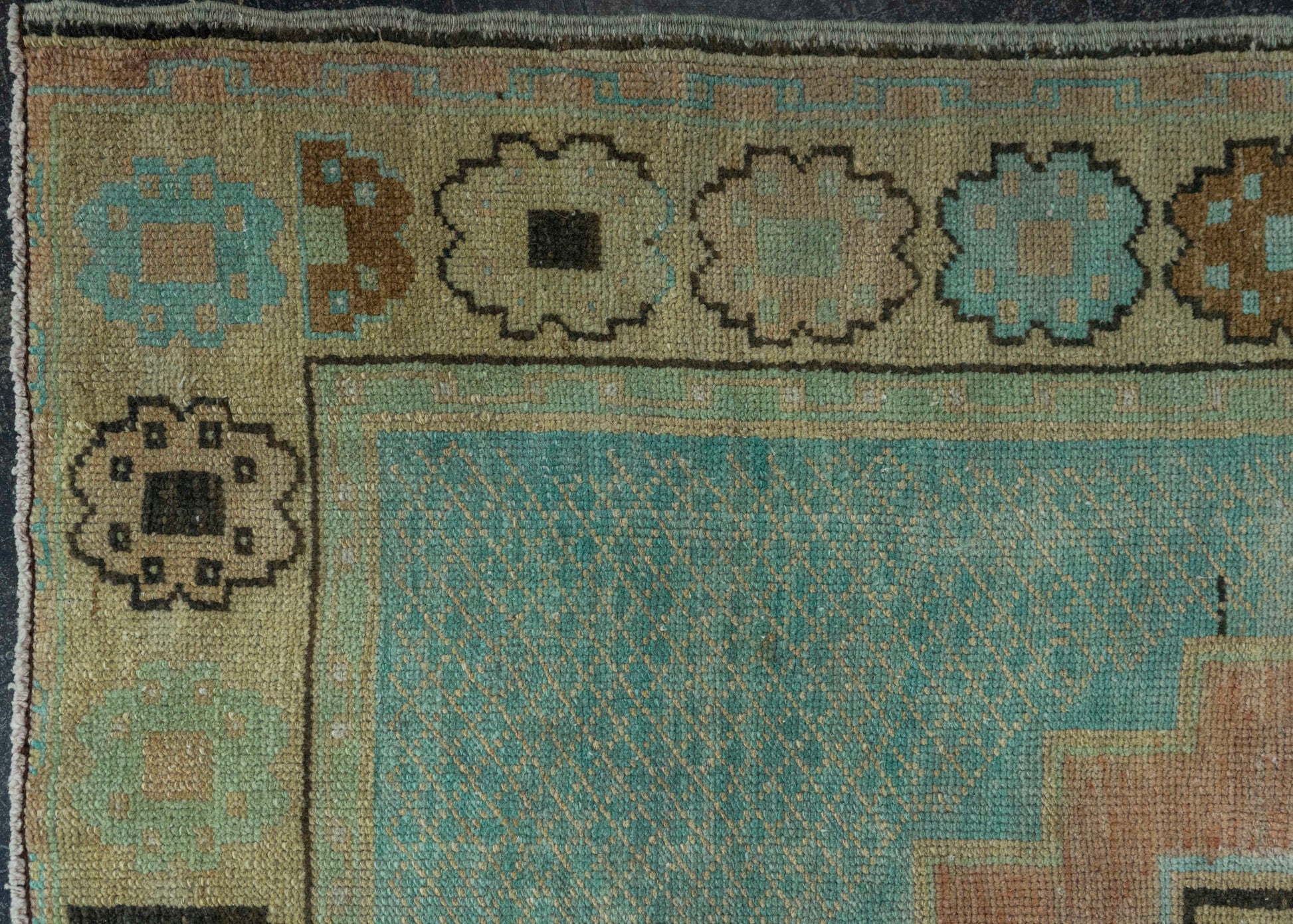 Turkish Vintage Rug 4' x 7'5" #20684