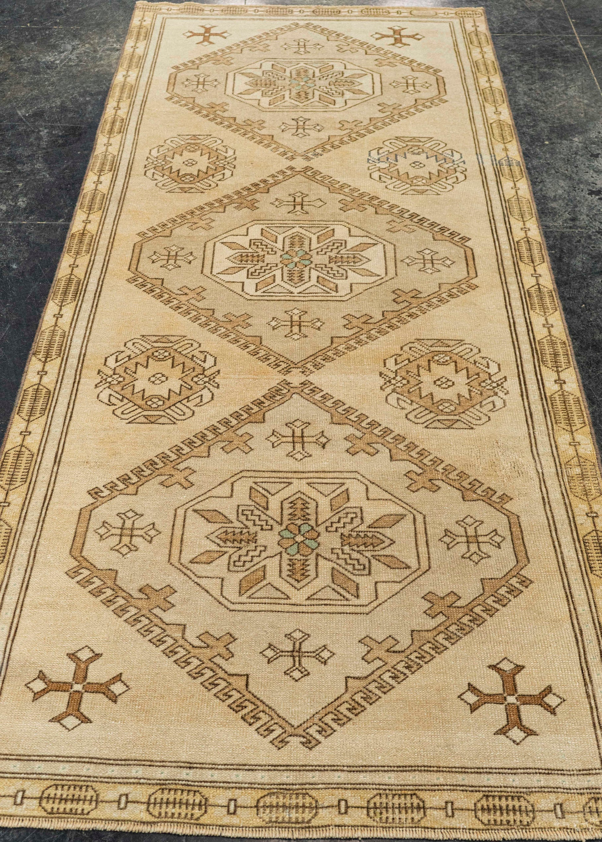 Turkish Vintage Rug  3'3" x 7'8" #22635